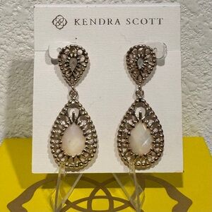 ✨ Rare • Kendra Scott Simms Drop Earrings • Gold & Ivory Mother-of-Pearl